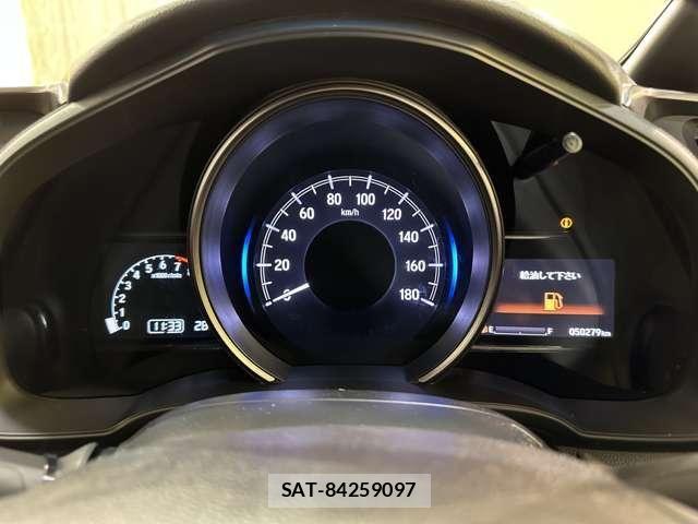 Honda FIT 2018-11 8354462-10