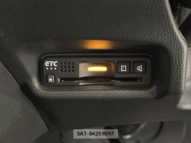 Honda FIT 2018-11 8354462-14