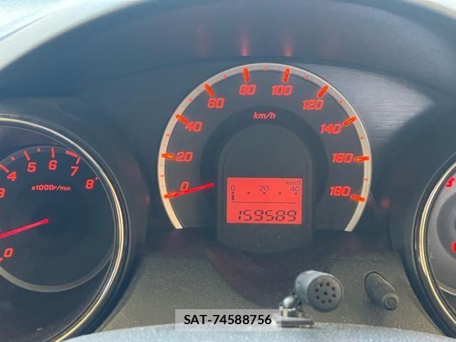 Honda FIT 2013-02 8354468-18