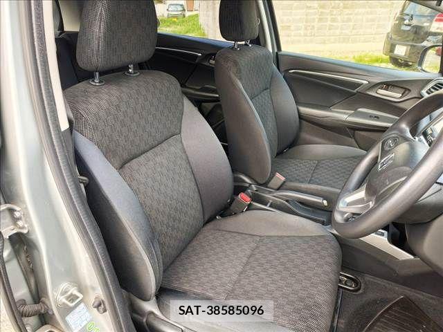 Honda FIT 2013-11 8354466-10