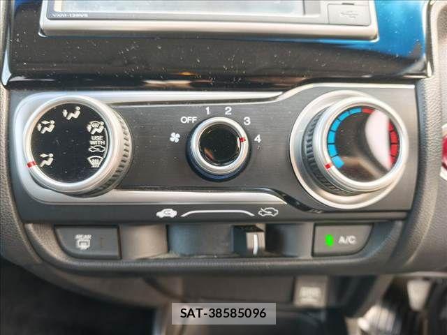 Honda FIT 2013-11 8354466-13