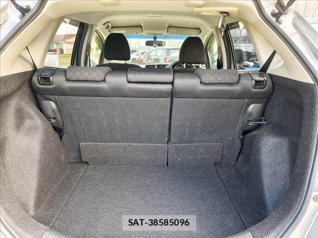 Honda FIT 2013-11 8354466-6