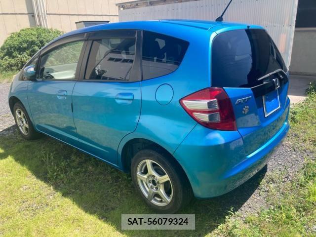 Honda FIT 2009-10 8354469-2