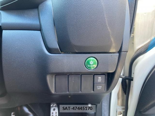 Honda FIT 2013-10 8354464-11