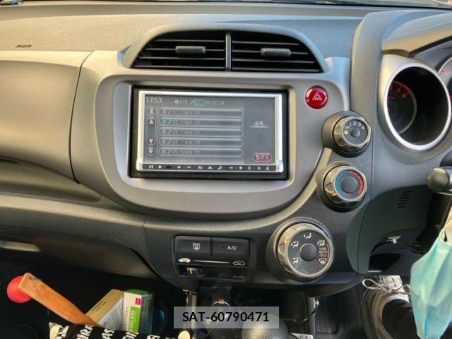 Honda FIT 2012-12 8354470-16