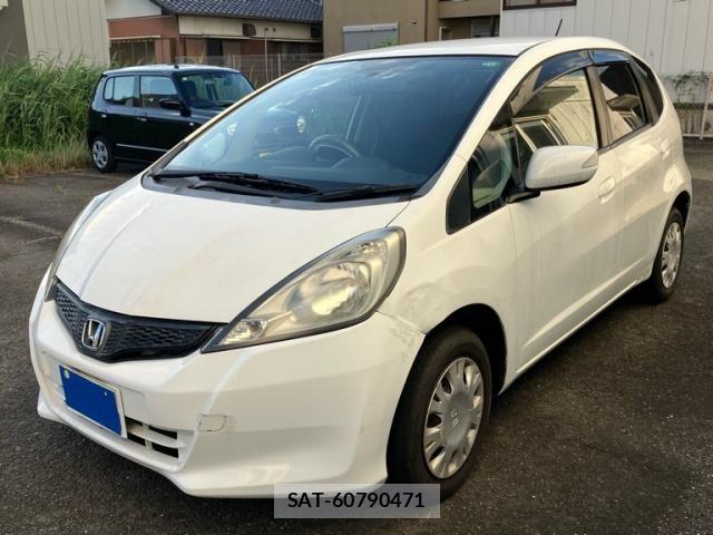 Honda FIT 2012-12 8354470-1