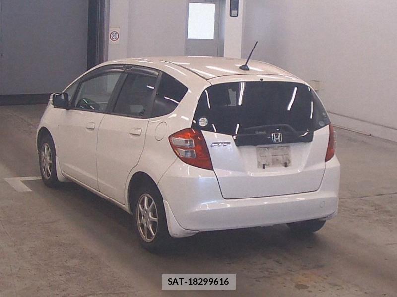 Honda FIT 2008-10 8351500-2
