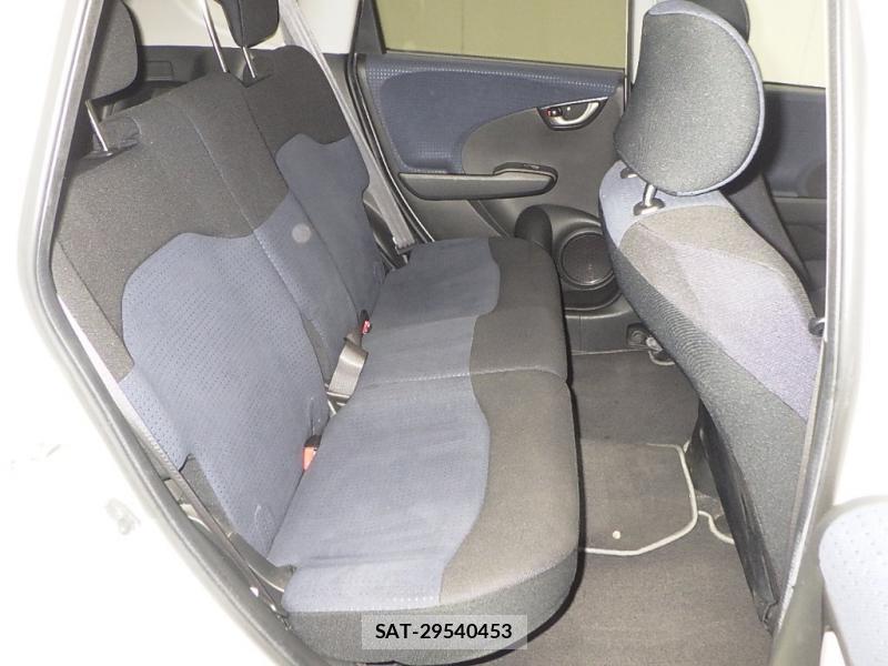 Honda FIT 2008-04 8363896-4