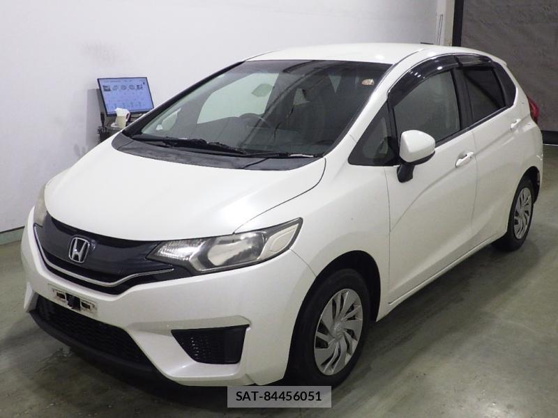 Honda FIT 2014-01 8363895-0