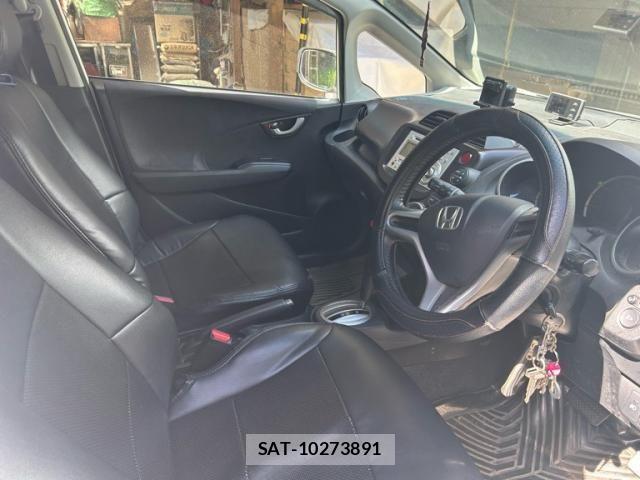 Honda FIT 2007-12 8365918-9