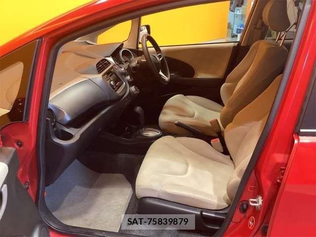 Honda FIT 2011-08 8365910-11