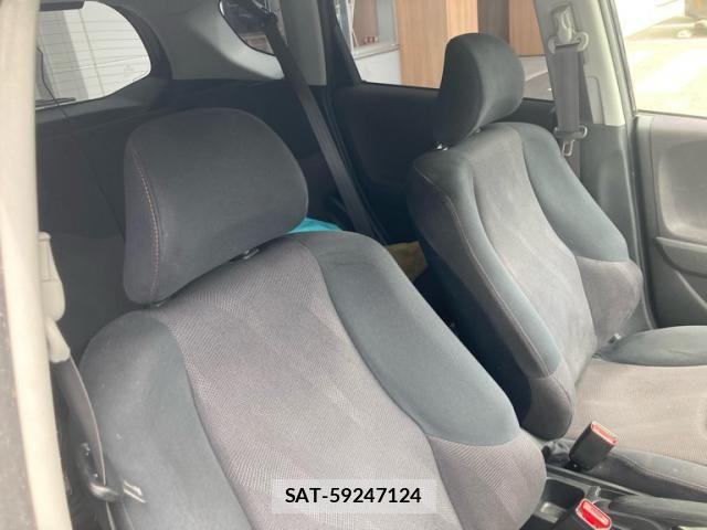 Honda FIT 2008-01 8365922-8