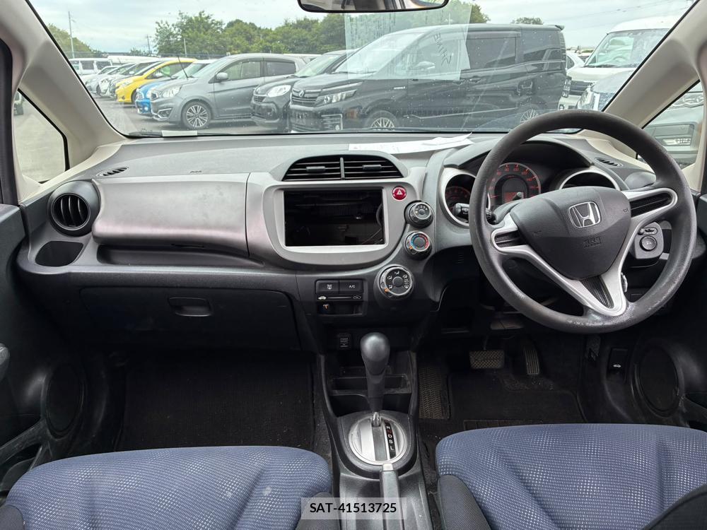 Honda FIT 2011/07 8173292-12