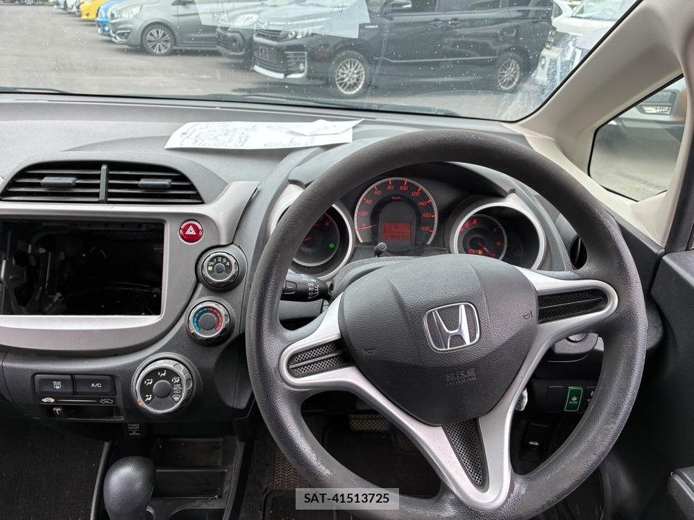 Honda FIT 2011/07 8173292-13