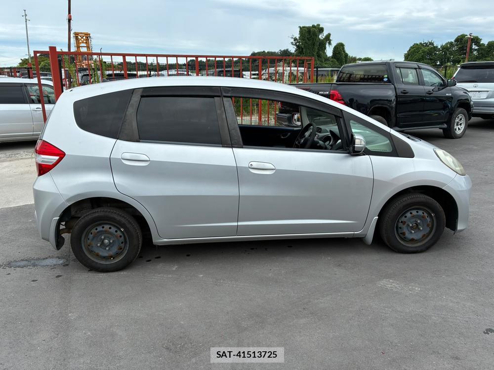 Honda FIT 2011/07 8173292-5