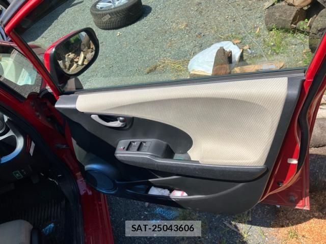 Honda FIT 2011-03 8365925-10