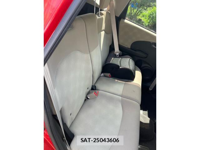 Honda FIT 2011-03 8365925-12
