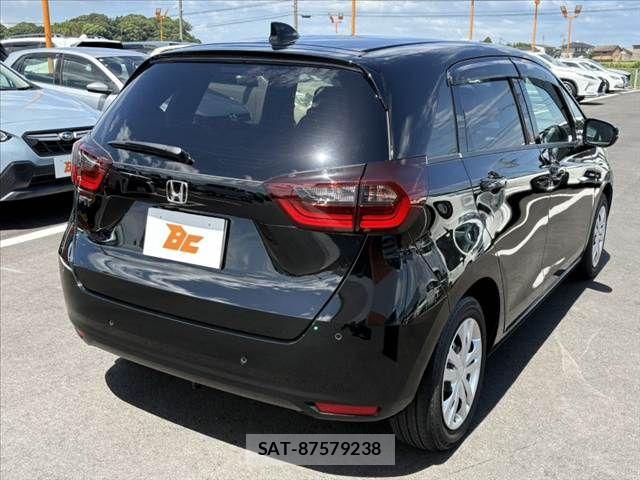 Honda FIT 2021-08 8365897-12