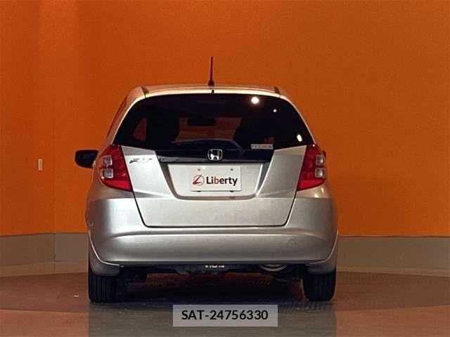 Honda FIT 2010-01 8365911-8