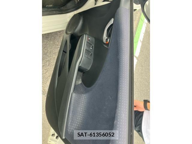 Honda FIT 2007-11 8365929-11
