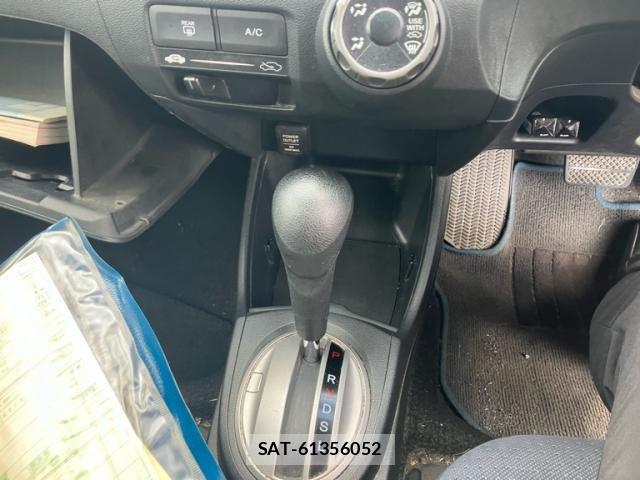 Honda FIT 2007-11 8365929-14