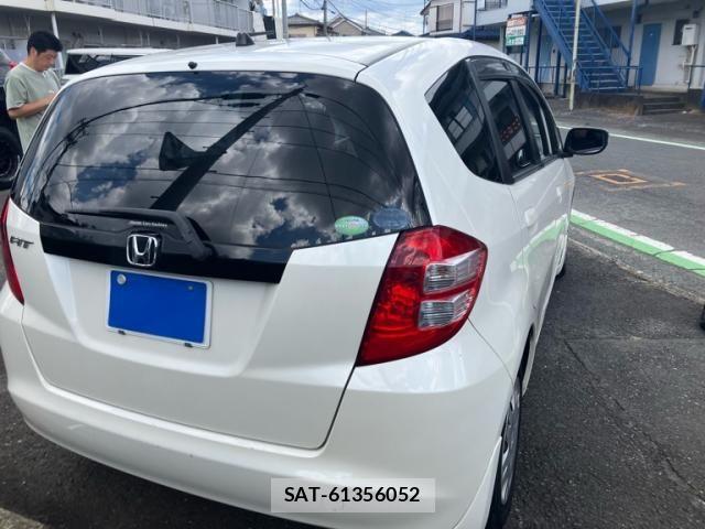 Honda FIT 2007-11 8365929-3