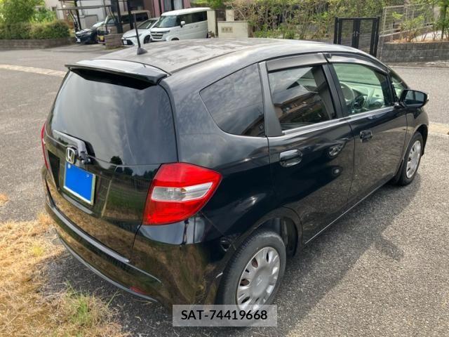Honda FIT 2011-09 8365917-2