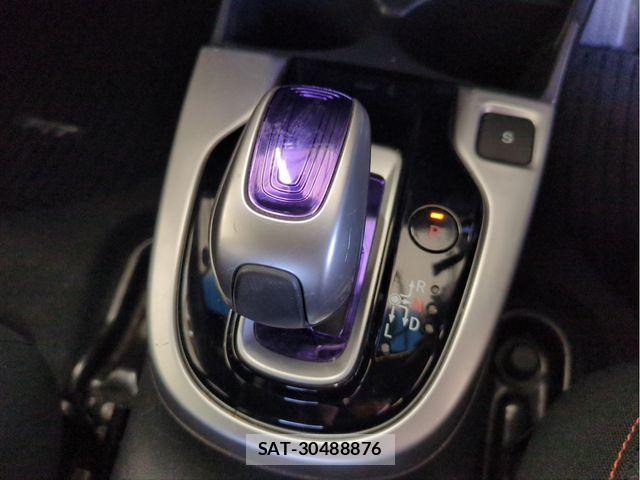 Honda FIT 2016-05 8365905-11