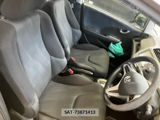 Honda FIT 2009-10 8365923-20