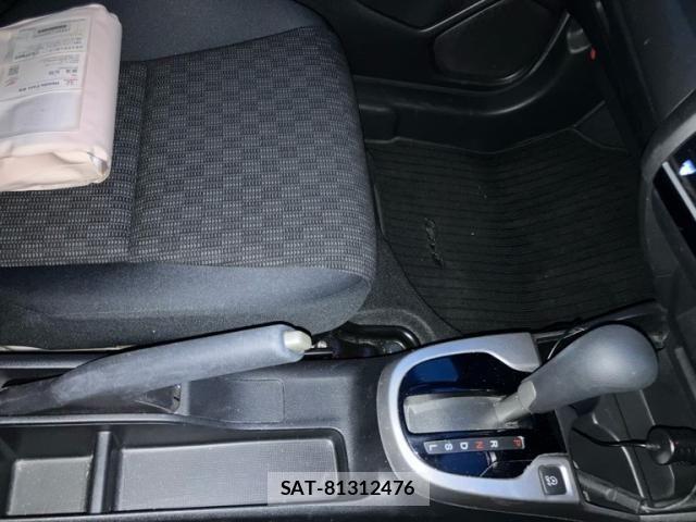 Honda FIT 2015-03 8365907-25