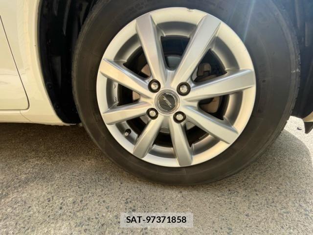 Honda FIT 2009-08 8365928-10