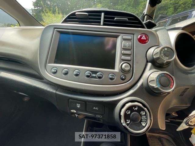 Honda FIT 2009-08 8365928-15