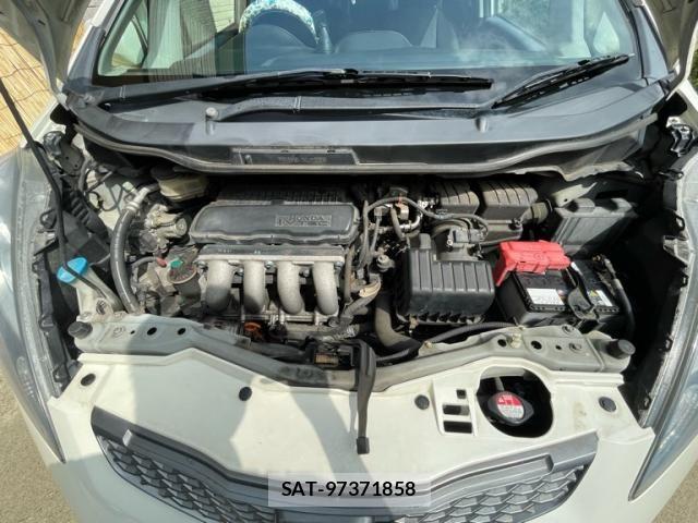 Honda FIT 2009-08 8365928-18