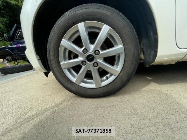 Honda FIT 2009-08 8365928-7