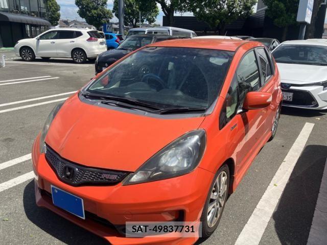 Honda FIT 2012-01 8365904-1