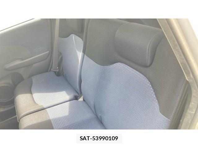 Honda FIT 2010-01 8365924-8