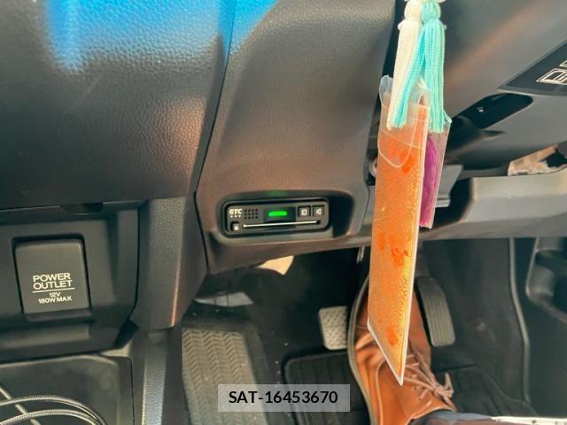 Honda FIT 2018-03 8371654-14