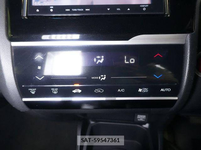 Honda FIT 2014-03 8371655-15