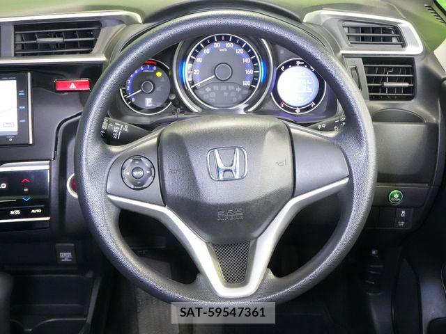 Honda FIT 2014-03 8371655-6