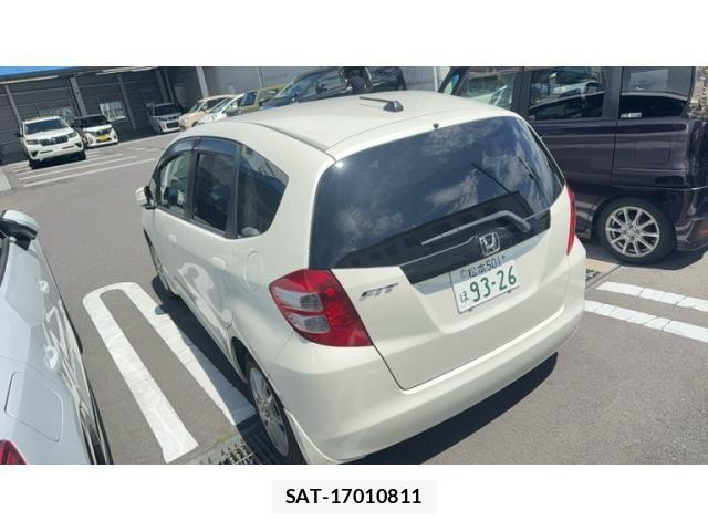 Honda FIT 2009-02 8412417-1
