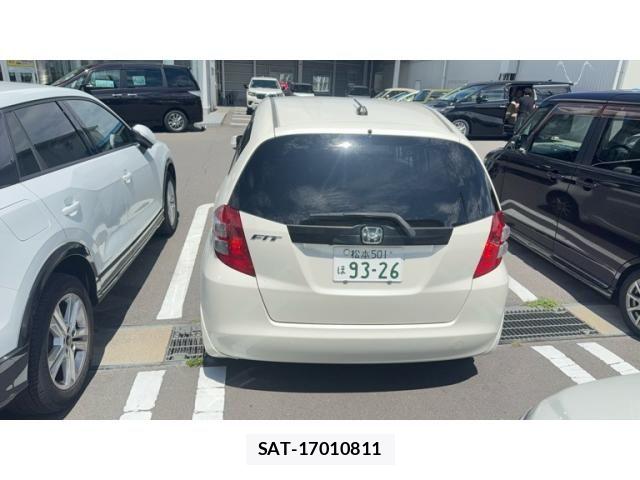 Honda FIT 2009-02 8412417-2