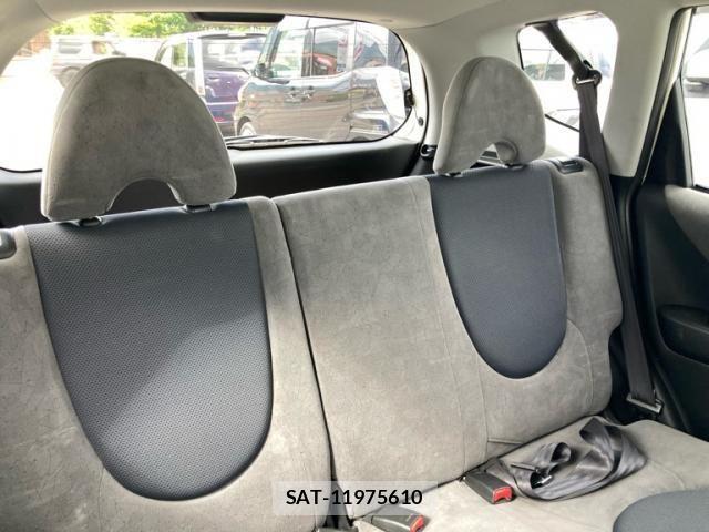 Honda FIT 2007-08 8412416-13