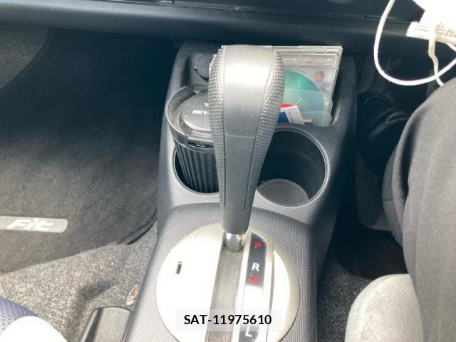 Honda FIT 2007-08 8412416-17