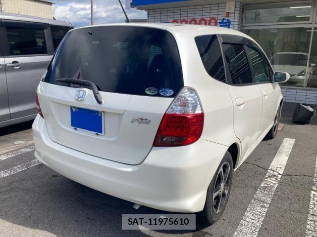 Honda FIT 2007-08 8412416-3