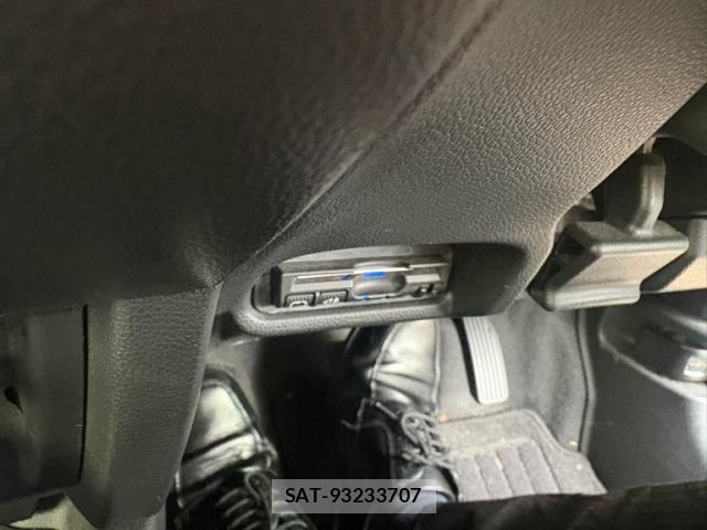 Honda FIT 2016-04 8412396-19
