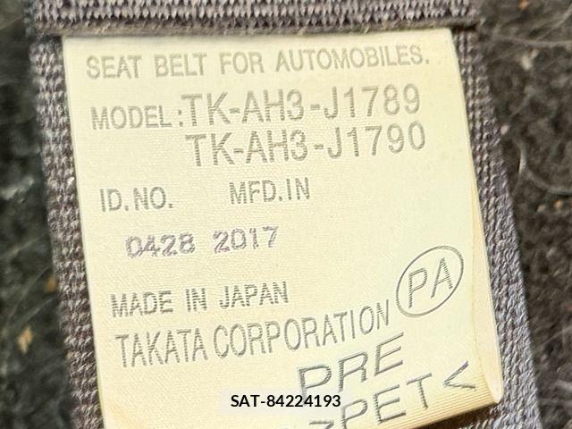 Honda FIT 2017-06 8412392-15