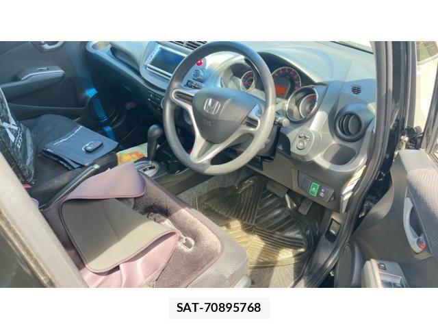 Honda FIT 2012-01 8412409-9