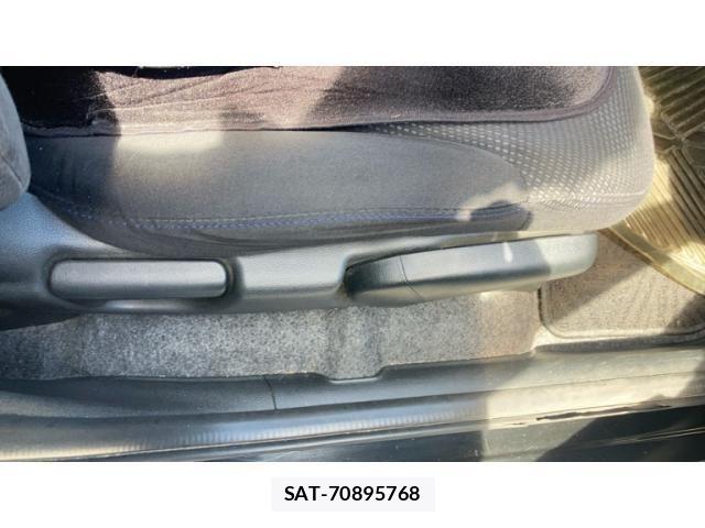 Honda FIT 2012-01 8412409-11