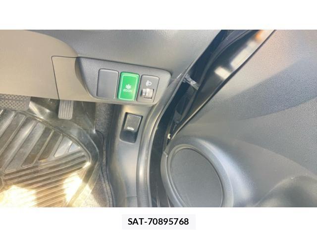 Honda FIT 2012-01 8412409-12