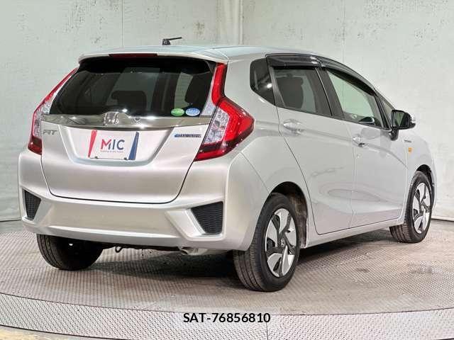 Honda FIT 2013-11 8412395-4